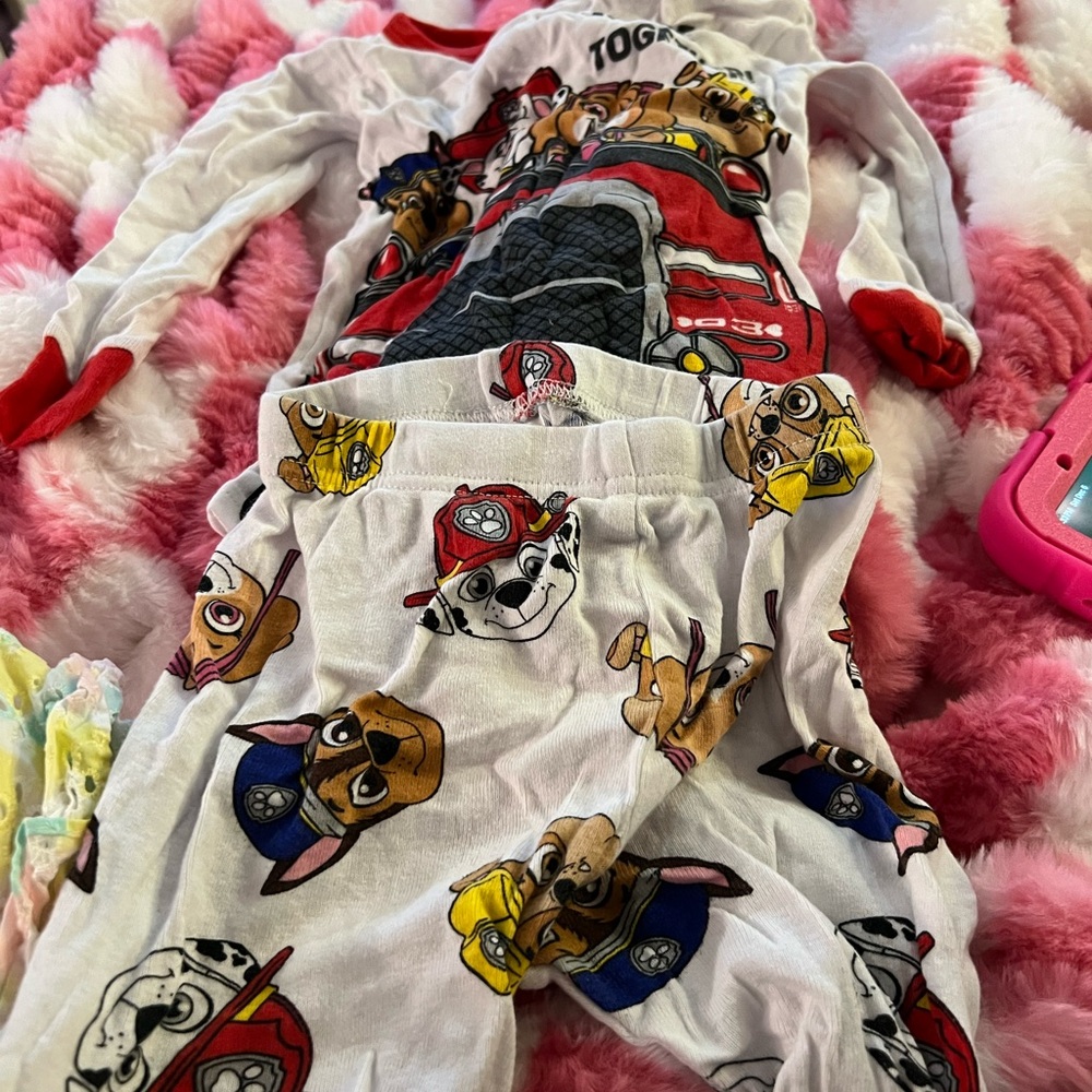 Nickelodeon Paw Patrol Red Trim Pajama Top